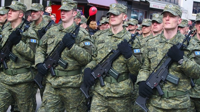 Me fajin e politikës, Kosova mbetet ende pa ushtri
