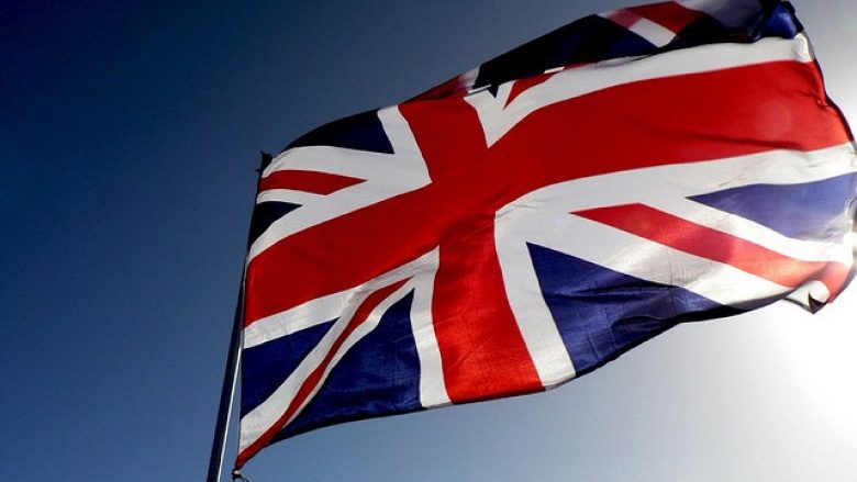 Ekonomia britanike rritet vetë më 0.5%