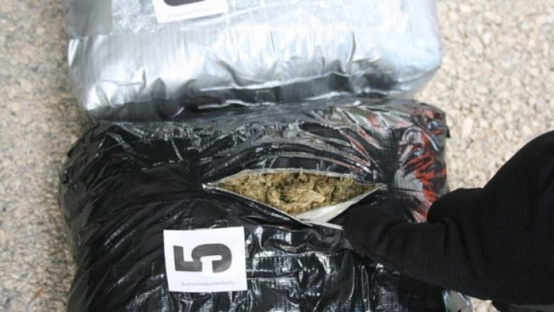 Shtetasi i Shqipërisë, apet me 40 kg drogë në Vërmicë