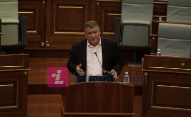 Berisha: Hashim Thaçit i ka humbur rruga në oborr (Video)