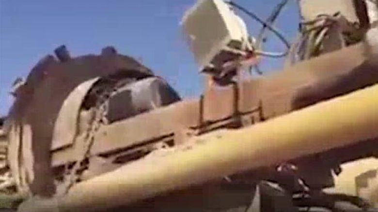 Tunelet e ISIS-it në Mosul, kjo është makineria e përdorur nga xhihadistët për hapjen e tyre (Video)