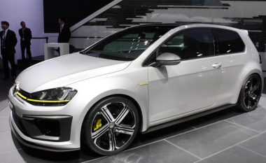 Volkswagen zyrtarisht prezanton modelin e ri të Golf (Foto)