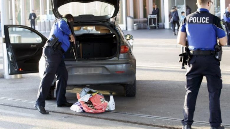 Alarm për bombë në një spital të Parisit