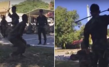 Ushtari nuk arrin të përfundojë ushtrimin, oficeri e shkelmon dhe e godet pandërprerë në kokë me shkop të drurit (Foto/Video, +18)