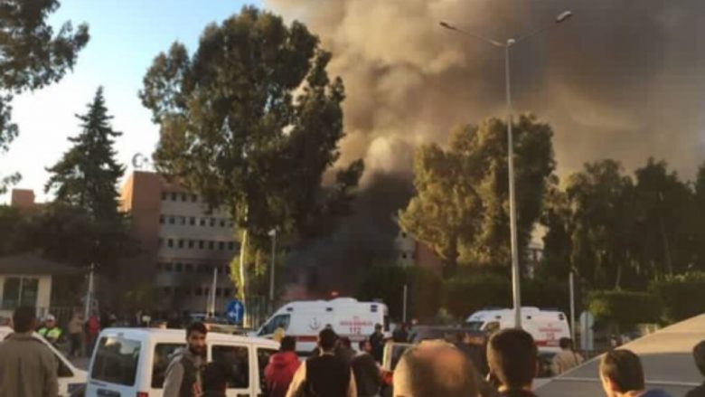 Shpërthim në Turqi: Dy të vdekur, 16 të plagosur  (Foto/Video)