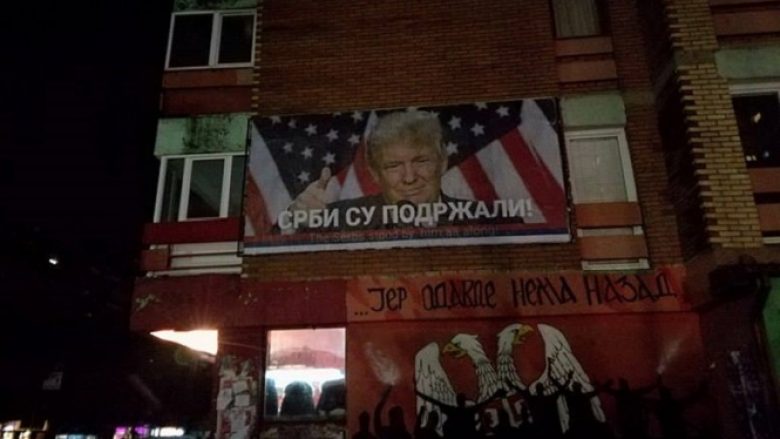 Në Mitrovicën Veriore Trump zëvendëson Putinin