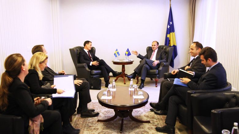 Hoxhaj takon delegacionin nga MPJ e Suedisë, pret vazhdimin e mbështetjes për Kosovën