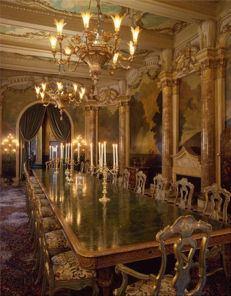 EXCLUSIVE: Peek inside historic Mar-a-Lago Resort, where Donald Trump will spend his first Thanksgiving since becoming President Elect.