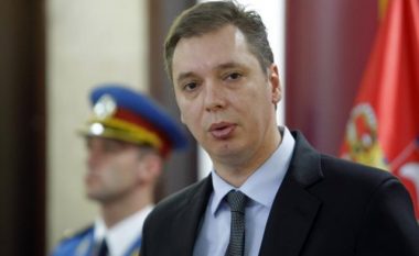 Vuçiq urdhëron ushtrinë të vihet në gjendje gatishmërie për luftë