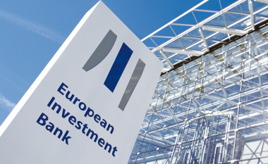Banka Evropiane e Investimeve siguroi 100 milionë euro hua për Maqedoninë