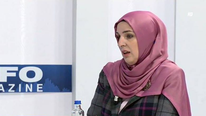 Besa Ismaili: Shamia ishte pretekst për largimin e mësueses në Malishevë