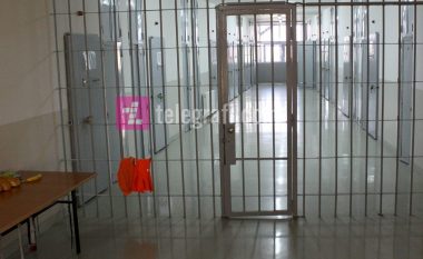 Disa të burgosur të Dubravës në grevë