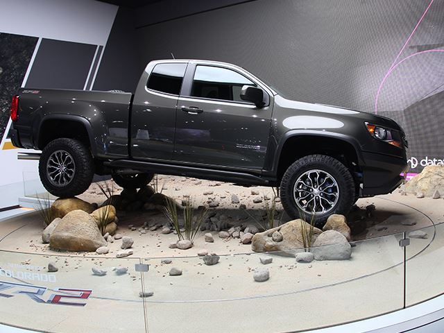 chevrolet-colorado-zr2-makine-e-perkryer-per-terrene-te-veshtira-foto-2