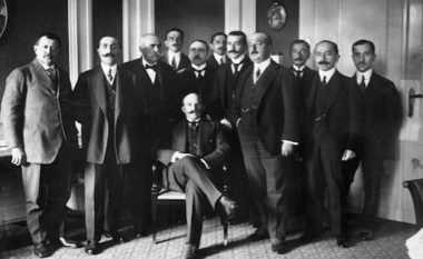 Një takim i pazakontë: Çfarë bisedoi Esat Pasha me presidentin amerikan Wilson