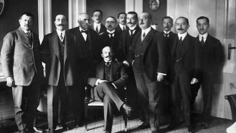 Një takim i pazakontë: Çfarë bisedoi Esat Pasha me presidentin amerikan Wilson