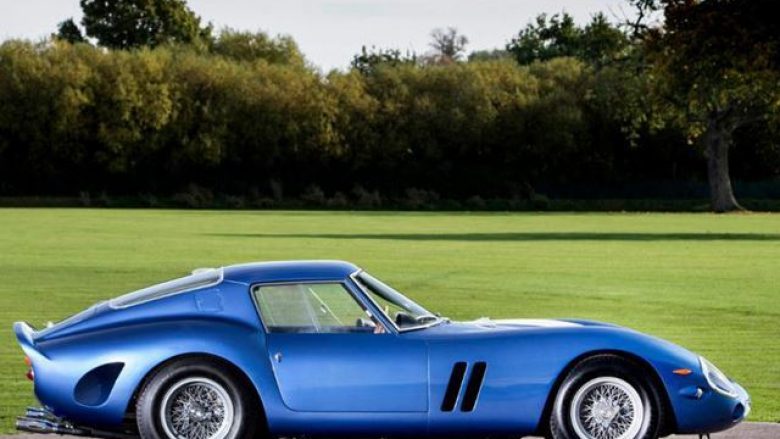 Ferrari i prodhuar më 1962, pritet të shitet për 56 milionë dollarë (Foto)