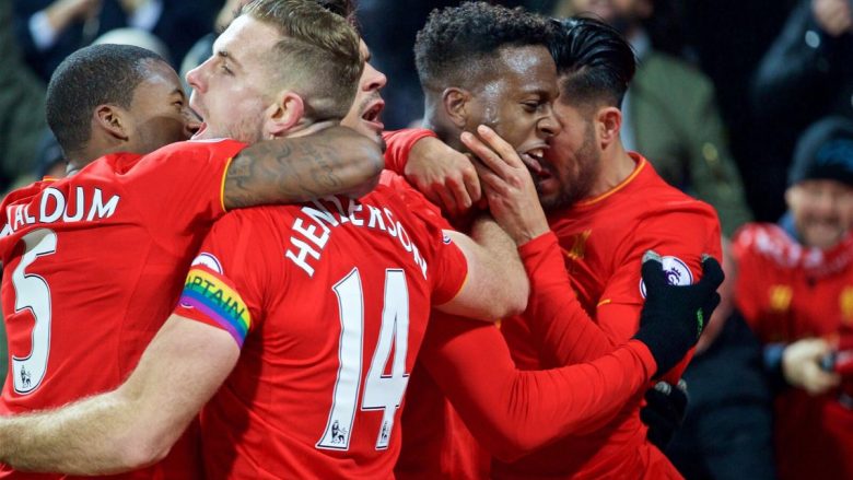 Liverpooli fiton dhe kalon tutje (Video)