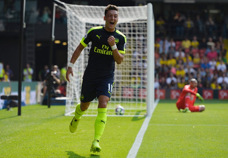 7. Mesut Ozil - Arsenal (7.38) 