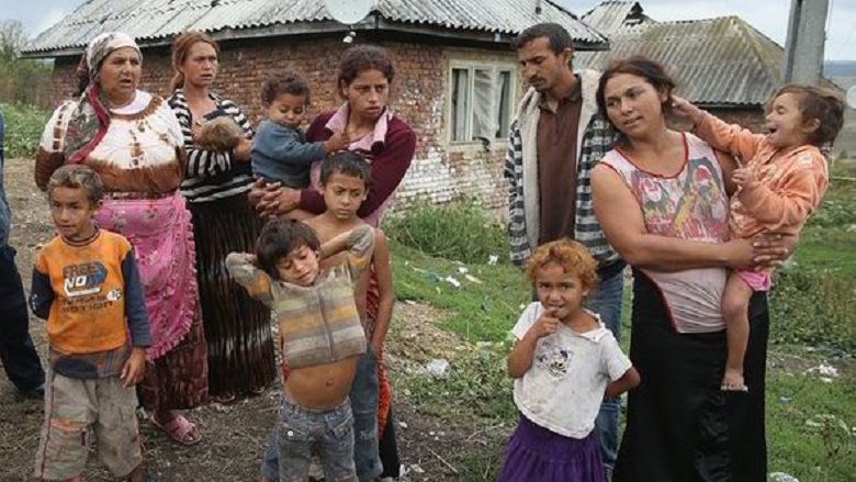 Prej tani romët e Maqedonisë problemet e tyre mund që ti paraqesin edhe online