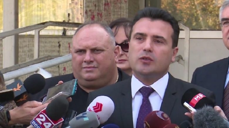 Zaev: Gjykata tërësisht është ‘gjunjëzuar’ (Video)