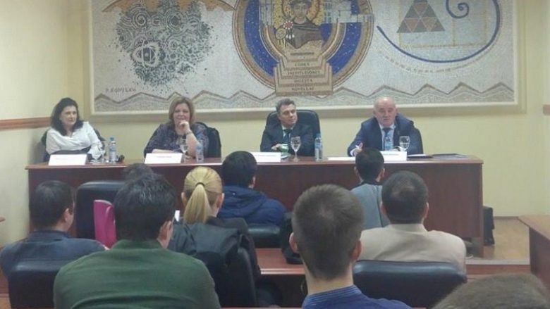 Ribarev takohet me Janevën, bisedojnë për sfidat e gjyqësorit në Maqedoni