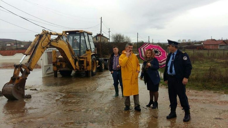 Rritet niveli i ujit edhe në Komunën e Drenasit (Foto)