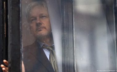 Një akt i ri në dramën Assange: A do të falet nga Trumpi?