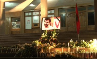 Gjykatësi nuk i lejon pesë aktivistët e tjerë të VV-së t’i japin lamtumirën e fundit Astrit Deharit