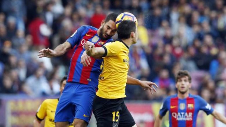 Barcelona dështon ndaj Malagas, ‘Mbretërit’ mbesin lider të La Ligas (Video)