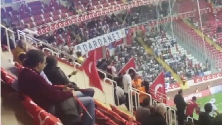 Dardanët tashmë kanë filluar festën në stadium (Video)