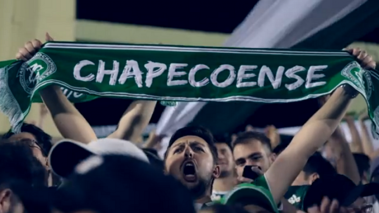 “Kampionë të përjetshëm” – faqja zyrtare e Chapecoences me video që e loton gjithë futbollin (Video)