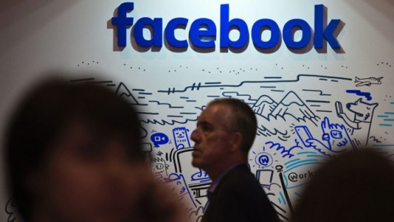 Facebooku e dinte për shpërndarjen e lajmeve të rrejshme, por qëllimisht nuk i ka larguar