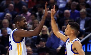 Golden State nuk ka të ndalur, fiton edhe Oklahoma (Video)