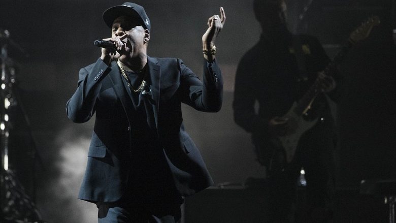 "Fortë. Së bashku fortë. Ne mundemi", brohoriti Jay Z i përkrahur nga publiku. Foto: Reuters