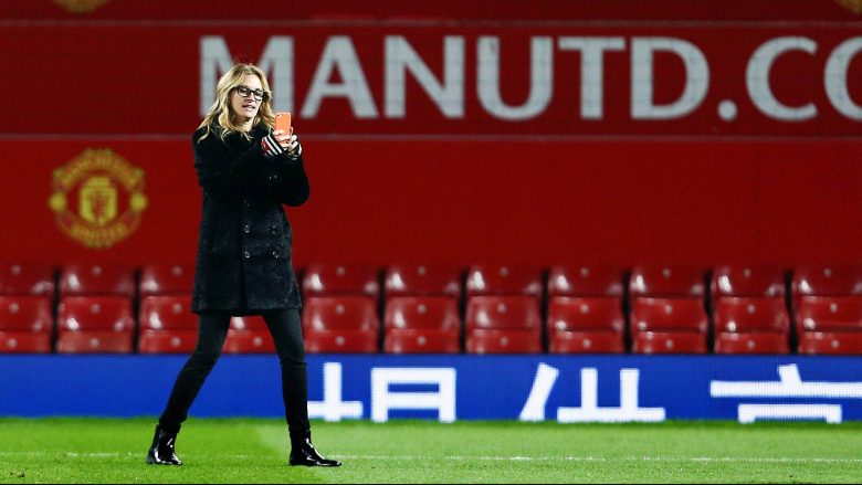 Julia Roberts viziton ‘Old Trafford’ (Foto)