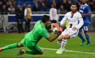 Formacionet e mundshme, Juventus-Lyon