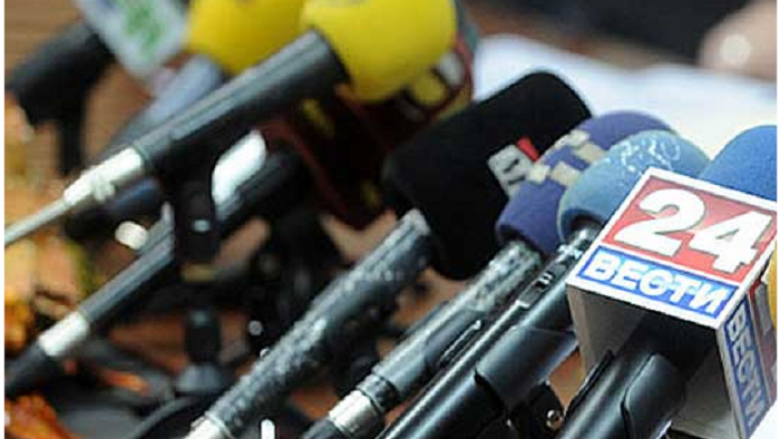 Ndërkombëtarët kërkojnë reforma urgjente në mediat e Maqedonisë