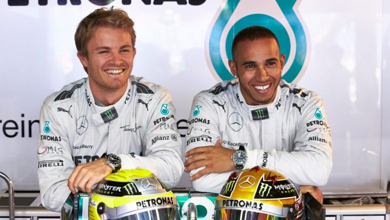 Hamilton vë në presion Rosbergun