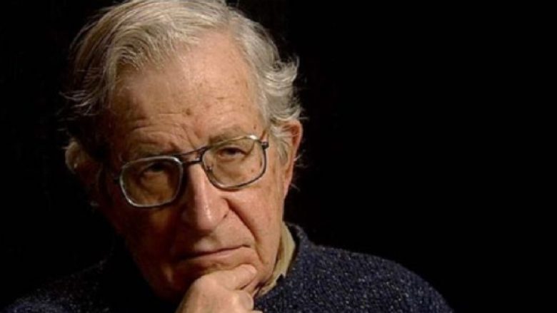 Chomsky: Trumpi rrezikon njerëzimin, Partia Republikane tani është organizata më e rrezikshme