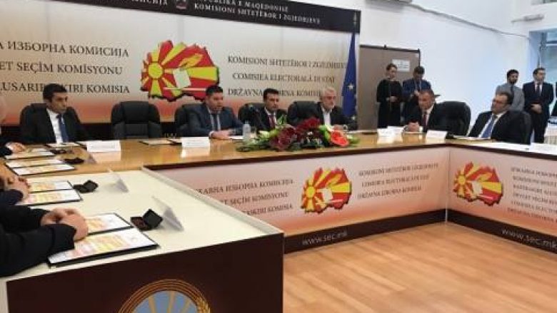 Koalicionet dhe partitë politike në Maqedoni nënshkruan kodin për zgjedhje fer dhe demokratike