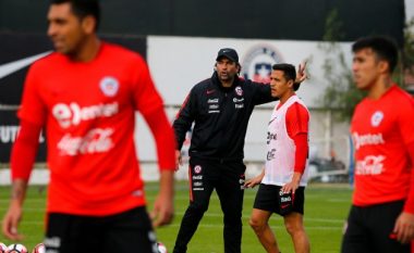 Sanchez mposht Uruguain, trajneri i tij e dërgon në qiell