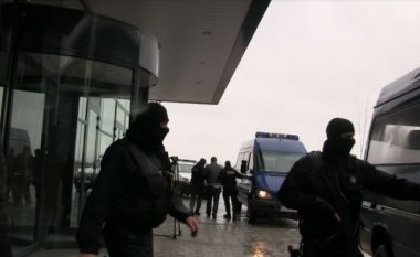 Prokuroria: Personat e arrestuar mbrëmë për terrorizëm, planifikonin sulm në Kosovë