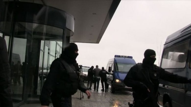Prokuroria: Personat e arrestuar mbrëmë për terrorizëm, planifikonin sulm në Kosovë