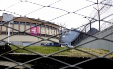 Ndërpritet greva e urisë në burgun e Mitrovicës