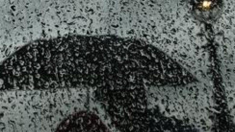 Sasi më e madhe e shiut në Shkup, vazhdon rreziku nga stuhia