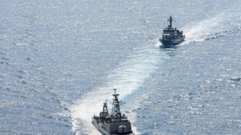 Skafi privat mbetet pa karburant, Forca Detare Shqiptare nis operacionin e shpëtimit me anije dhe helikopter