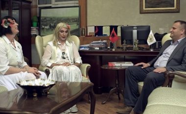 Shpend Ahmeti e krahason vendimin e Qeverisë së Kosovës me humorin e Stupcave