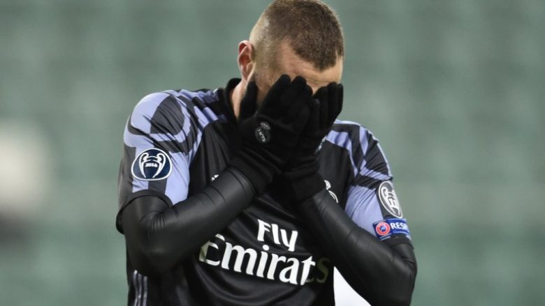 Karim Benzema i mërzitur pas një tjetër zëvendësimi