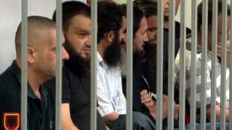 Apeli lë në burg ‘imamët’ e vetëshpallur