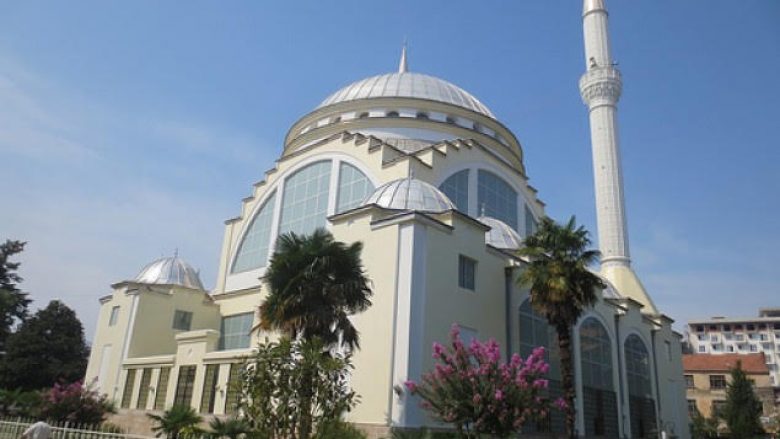 Vidhet arka me para në xhaminë “Ebu Beker” në Shkodër